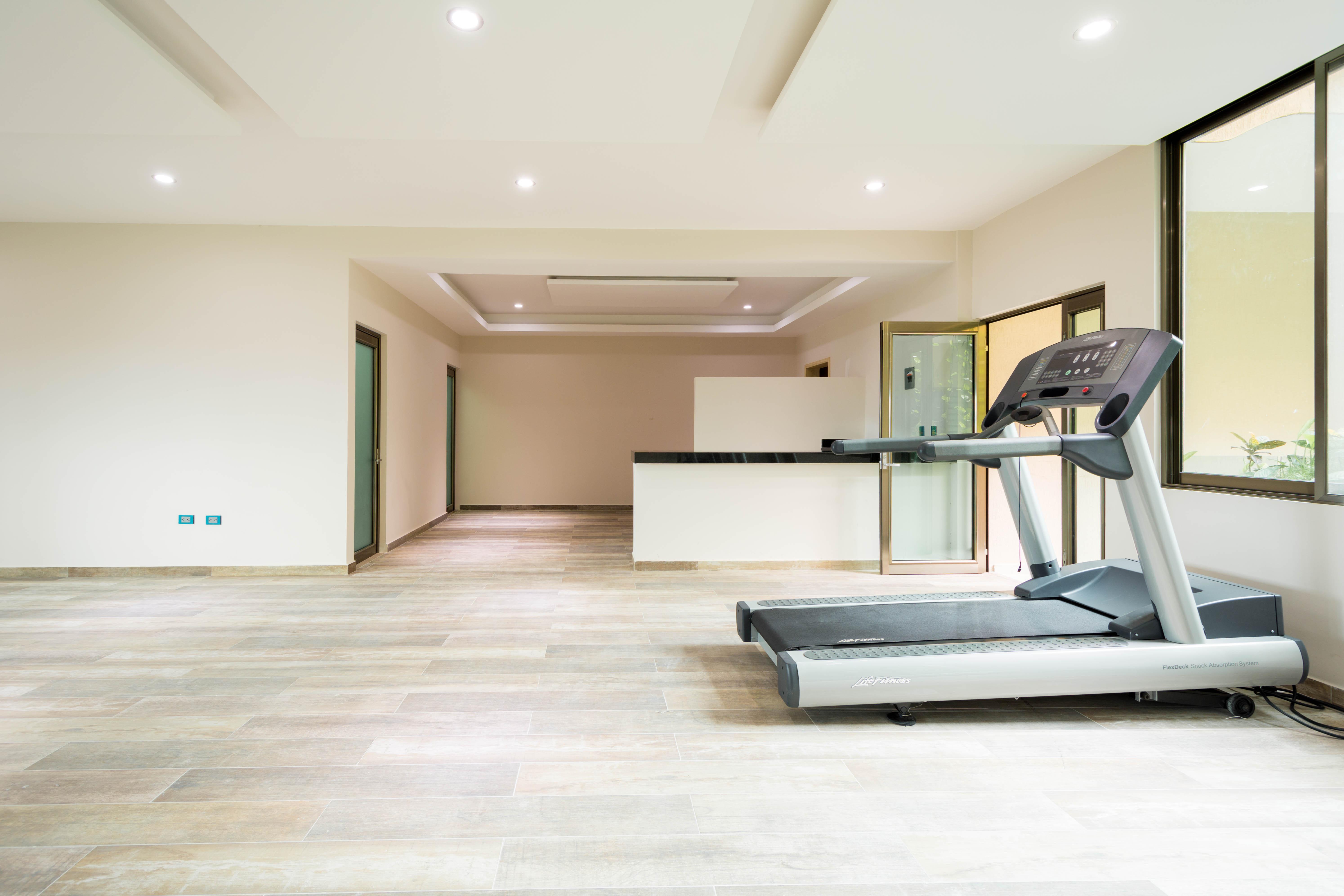 Palmarena Rooms & Residences - Long Stay Comfort With Parking, Sauna, Gym & Pool - Steps From 5Th Avenue Playa del Carmen Kültér fotó