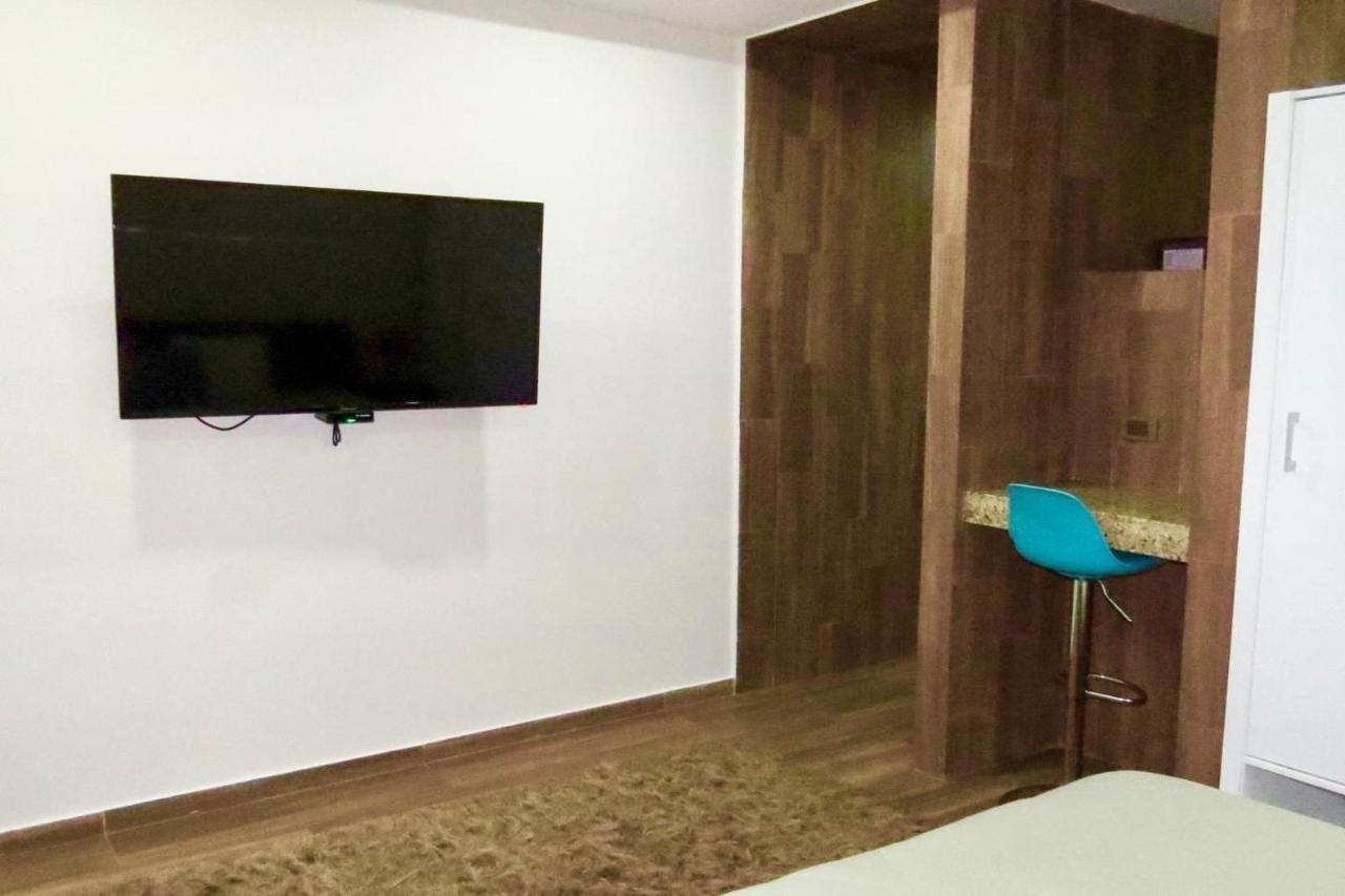 Palmarena Rooms & Residences - Long Stay Comfort With Parking, Sauna, Gym & Pool - Steps From 5Th Avenue Playa del Carmen Kültér fotó