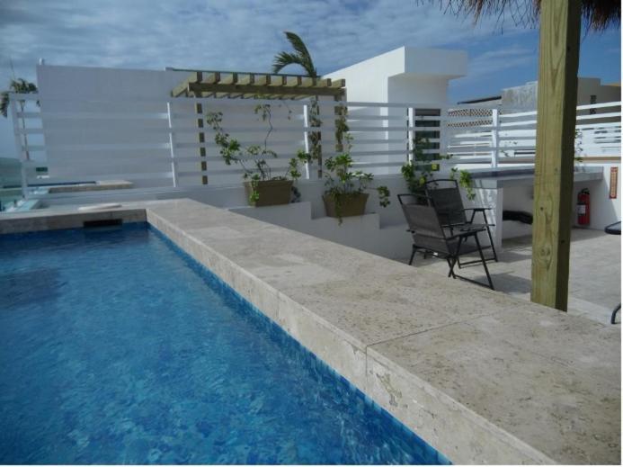 Palmarena Rooms & Residences - Long Stay Comfort With Parking, Sauna, Gym & Pool - Steps From 5Th Avenue Playa del Carmen Kültér fotó