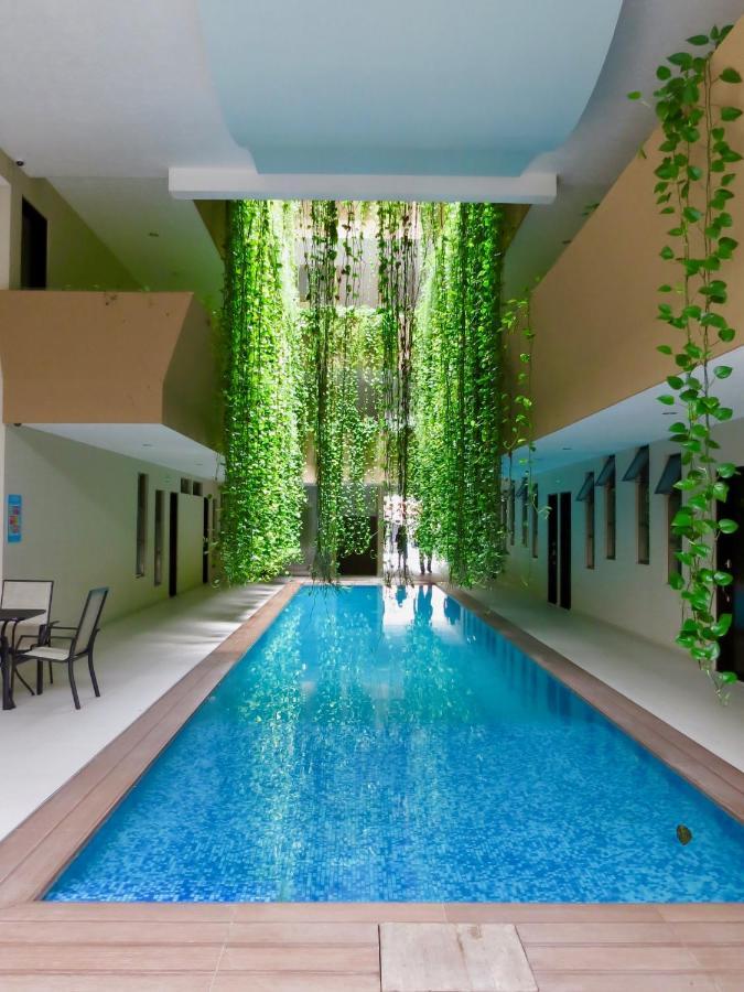 Palmarena Rooms & Residences - Long Stay Comfort With Parking, Sauna, Gym & Pool - Steps From 5Th Avenue Playa del Carmen Kültér fotó