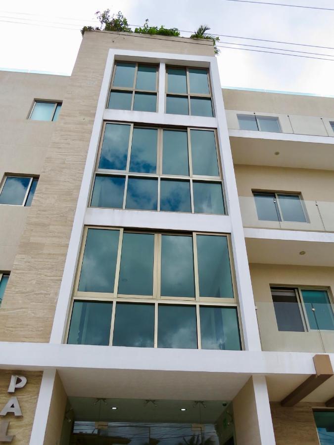 Palmarena Rooms & Residences - Long Stay Comfort With Parking, Sauna, Gym & Pool - Steps From 5Th Avenue Playa del Carmen Kültér fotó