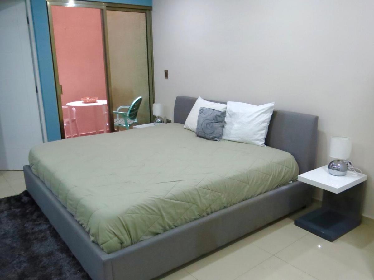 Palmarena Rooms & Residences - Long Stay Comfort With Parking, Sauna, Gym & Pool - Steps From 5Th Avenue Playa del Carmen Kültér fotó