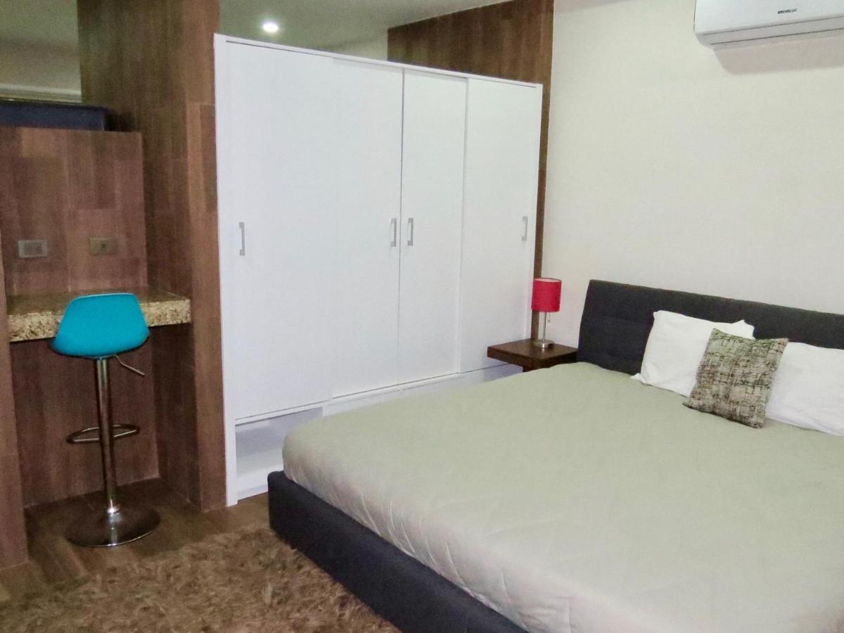 Palmarena Rooms & Residences - Long Stay Comfort With Parking, Sauna, Gym & Pool - Steps From 5Th Avenue Playa del Carmen Kültér fotó
