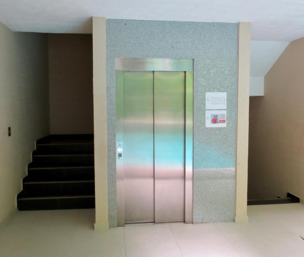 Palmarena Rooms & Residences - Long Stay Comfort With Parking, Sauna, Gym & Pool - Steps From 5Th Avenue Playa del Carmen Kültér fotó